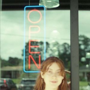 Meet your Posher, Anya